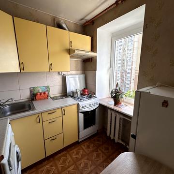Бакинська вул., 37-Б