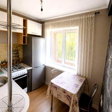 Продам 1 кімнатну квартиру на Зодчих (держ програми)