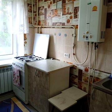 Продам 1 к/к гостинка  на садовой за гостиницей