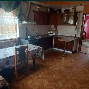 Здається 2-х пов будинок с.Требухів.Укриття.Центр.Броварський р-н