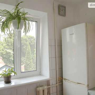 Продаж 3к Квартира Степана Бандери вулиця