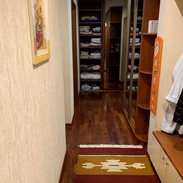 2 кімнатна. Вулиця Вʼячеслава Чорновола ,33/30.Неподалік метро Лукʼянівка.