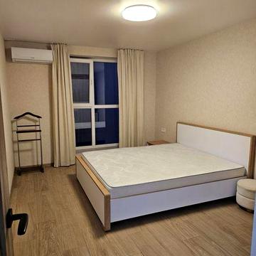 1 кім кв. В жк Лагуна Митниця