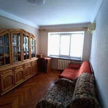 Здається затишна 2-кімнатна квартира після косметичного ремонту на Русанівці