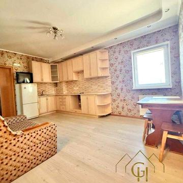 Продам квартиру 1 кімнатну, 45 кв.м. Дніпровський р-н.