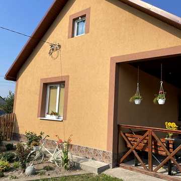 Продаж 3к Дім Степана Бандери