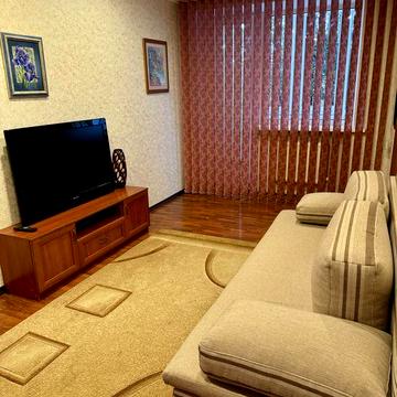 2-х кімнатна квартира в центрі міста на тривалий термін