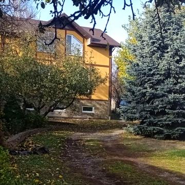 Павла Грабовського вул., 23