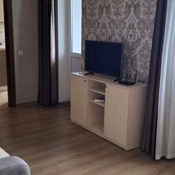 Сдамо в найм стильну однокімнатну в новому будинку біля м. Чернігівська