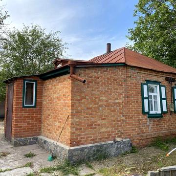 Продається будинок в Опішні біля музею