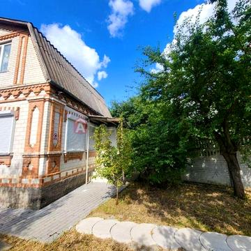 Затишний будинок у Вінниці з земельною ділянкою