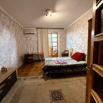 Сдам 3 ком.квартиру ул.Старокозацкая
