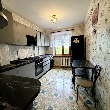 Продам 3-х кімнатну квартиру. р-н Огнівка