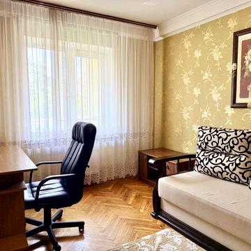 Здам. Центр Бучі . 3-кімнатна вул . Нове шосе