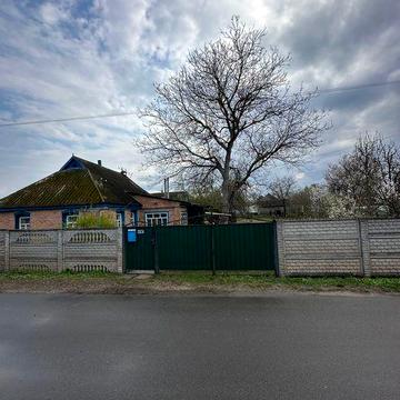 Терміново/Будинок у центрі Лохвиці