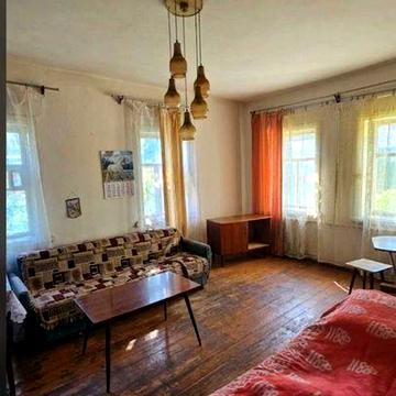 Стадіон " Ворскла". В продажу частина будинку з окремим двором