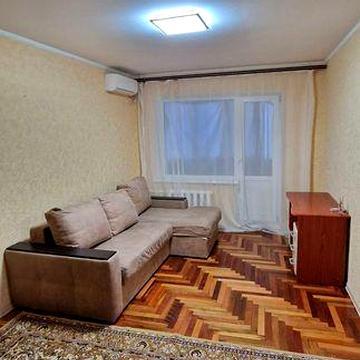 Сдам в аренду двухкомнатную квартиру на Песках.