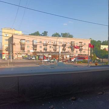 Продам двокімнатну в центрі