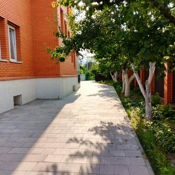 Здам пів дому,Вхід окремий.