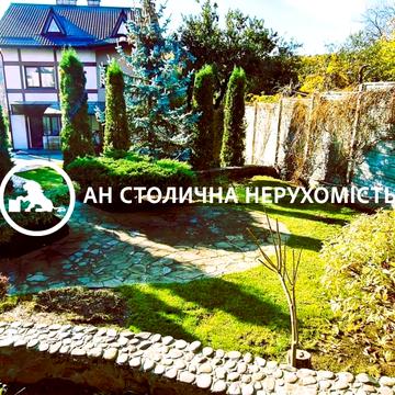 Добрий Шлях вул., 19