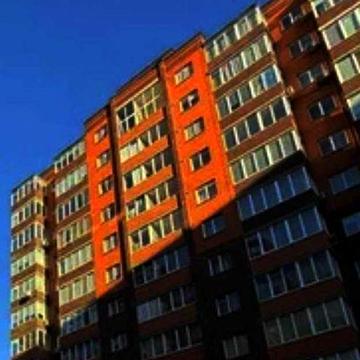 Продам 2 кімн квартиру у ж\к Галицький Леви 80м.кв. ,0цикл, опалення газ індв. всі ллічильники.Можливий обмін. ЖК Галицький Лев