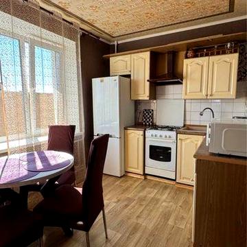 Оренда 2 к кв, метро 23 Серпня, 7 хвл