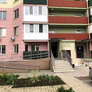 Продам просторную  1-комн. квартиру в Новом доме на ул. Заболотного/ул. Сахарова ЖК Зодиак