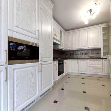 Продам квартиру БЕЗ КОМІСІЇ з преміальним ремонтом, 67м2, дубовий паркет,BOSCH, ЖК Центральний