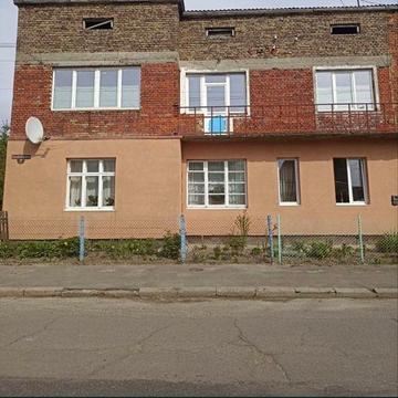 Продається квартира