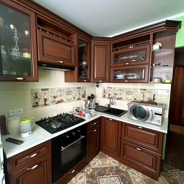 Продаю 2кв на Намиві
