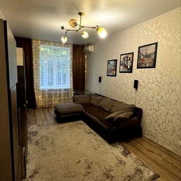 Здам 3х кімнатну квартиру в центрі