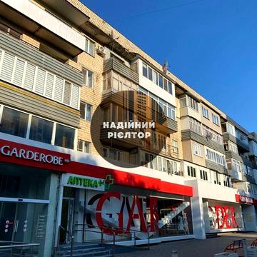 2 кімнатна ЧЕШКА! Середній поверх, топова локація!
