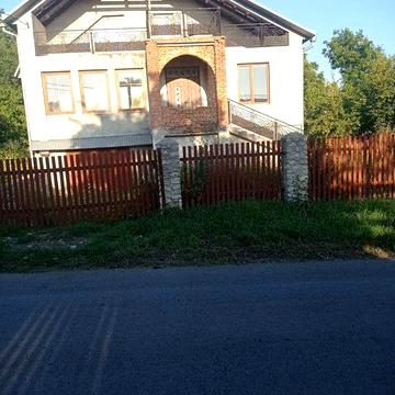 Будинок с. в. Великі Гаї. дуже гарне планування