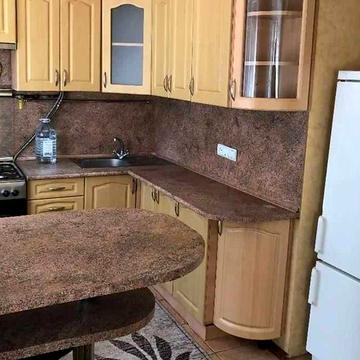 2х кімнатна на вул.Інститутській, 2й поверх, 47м2. Гарний стан!