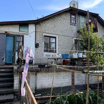 Частина будинку  у  Станішівці