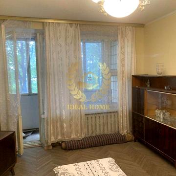 Продаж 2-кімнатної квартири в Печерському районі, метро Арсенальна.