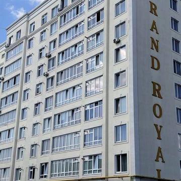 Продаю 1-кім. кв. 36 м.кв.  в ЖК " GRAND ROYAL " переуступка ЖК GRAND ROYAL