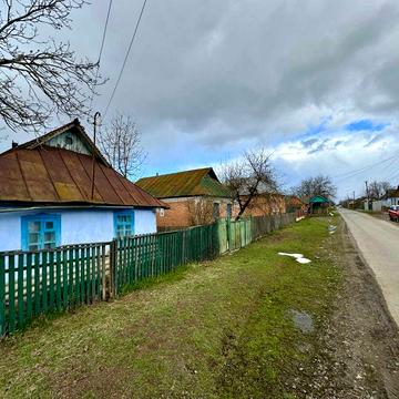 Продам будинок з ділянкою 24 с. в с.Пултівці , Вінницький р-н.