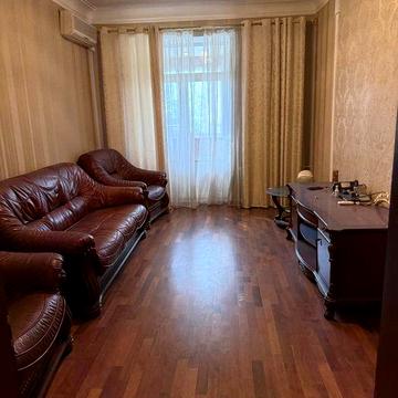 Сдам квартиру 3х комнатную  Бульвар Шевченко