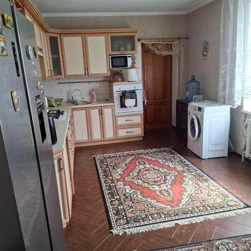 Продаж 7к Дім Горіхова вулиця