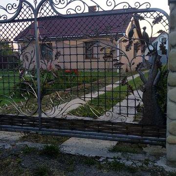 Здається будинок неподалік м, Володимир0931586847