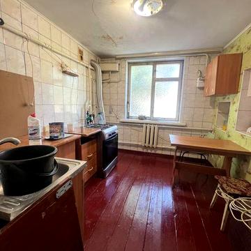 Здається пів будинку з окремим входом в районі Тимірязівки
