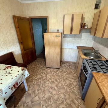 Вільна аренда великої двохкімнатноі квартири р- н Єпіцентр