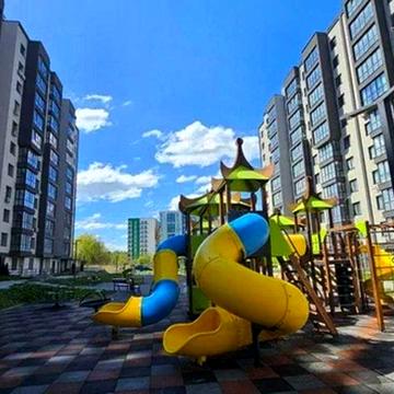Квартира у ж/к Резидент , вул.Роксоляни 1 кімн. 52+12 м.кв. з терасою+ 8.5 м.кв. комірки .Опалення ,вода ,канал. розаедені О цикл.по праву власн ЖК Резидент