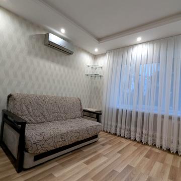 Тетянинська вул. (Леваневського), 4