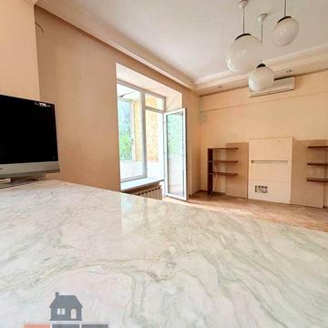 Продаж квартири у центрі Харкова / 3 кімнати /102 м2/ Проспект Незалежності 7