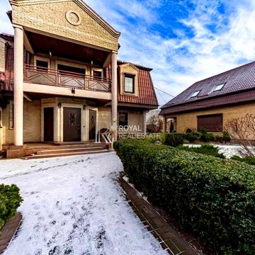 Продаж Будинок Чайки 6 кімнат 430,4 м² Гостьовий будинок SPA Басейн Сауна Гараж 2 авто Ділянка 16 соток