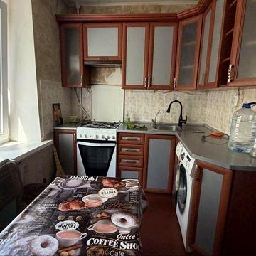 Продается 3 кк Крылова! Лески
