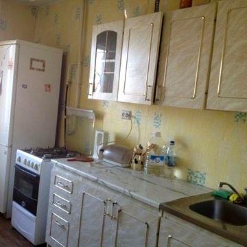 Здається 1-кімнатна квартира на вул. Космонавтів