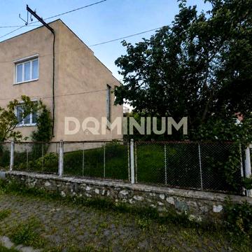 БЕЗ КОМІСІЇ. Продається двоповерховий будинок в м.Тячів